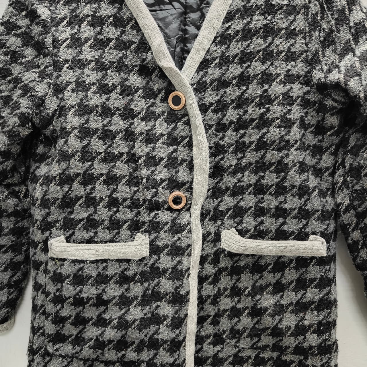 Women’s Shacket - Black & Grey (M)